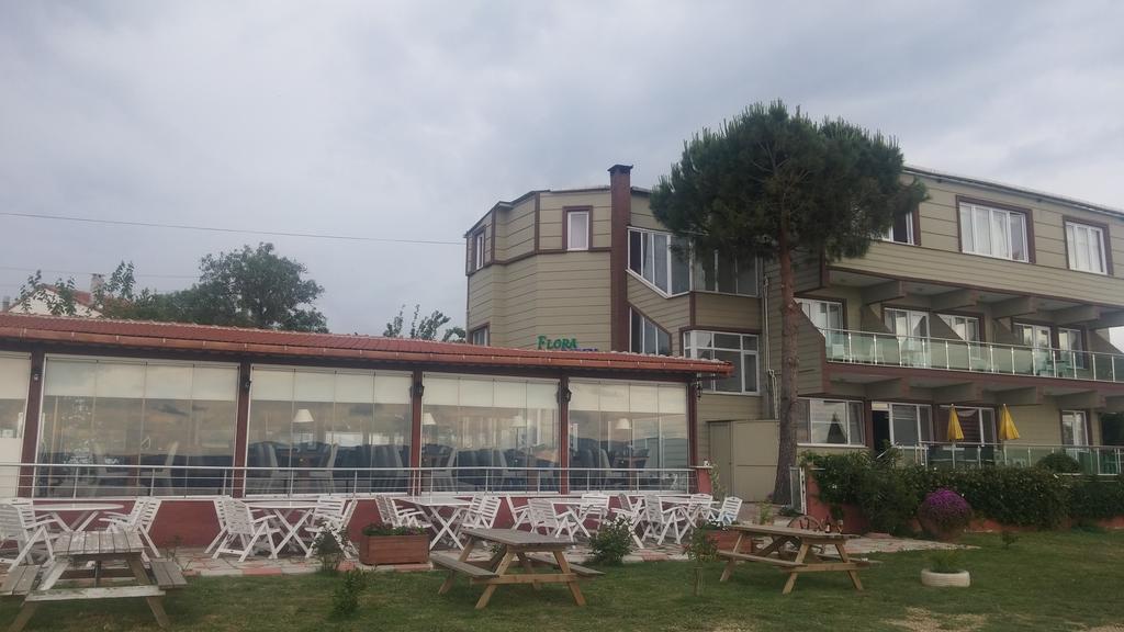 Flora Hotel Burhanli Extérieur photo