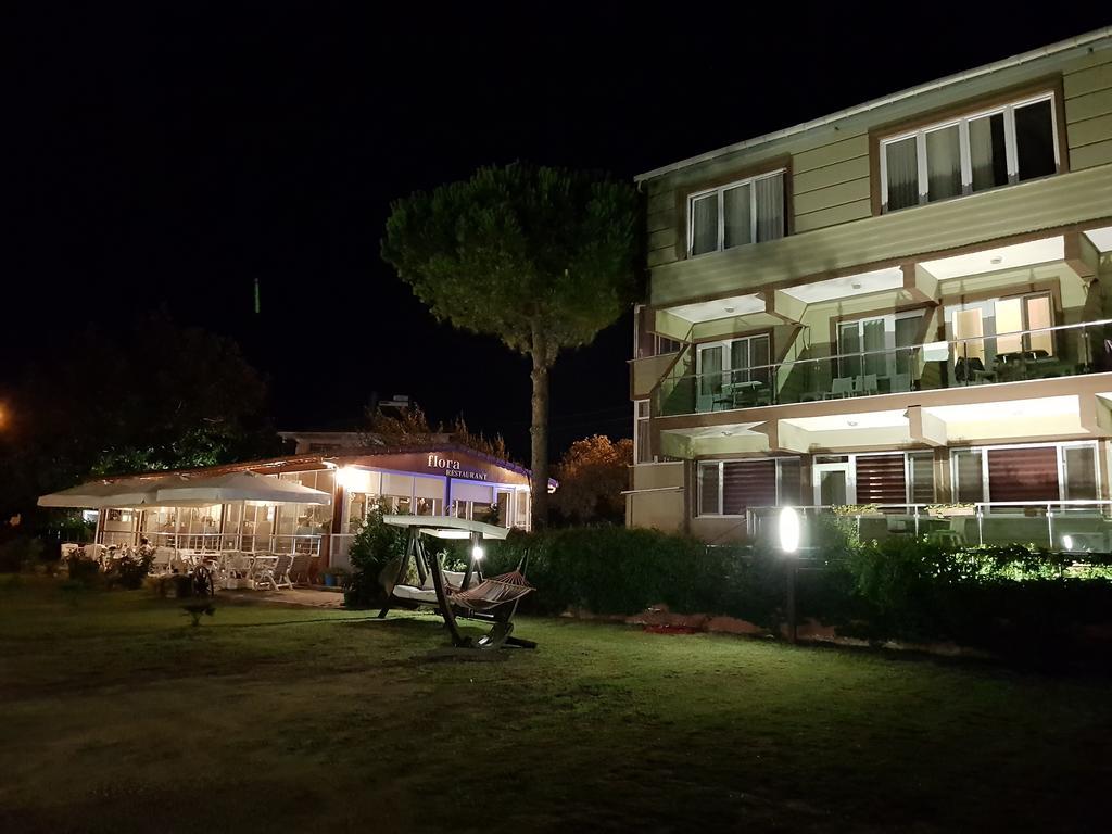 Flora Hotel Burhanli Extérieur photo