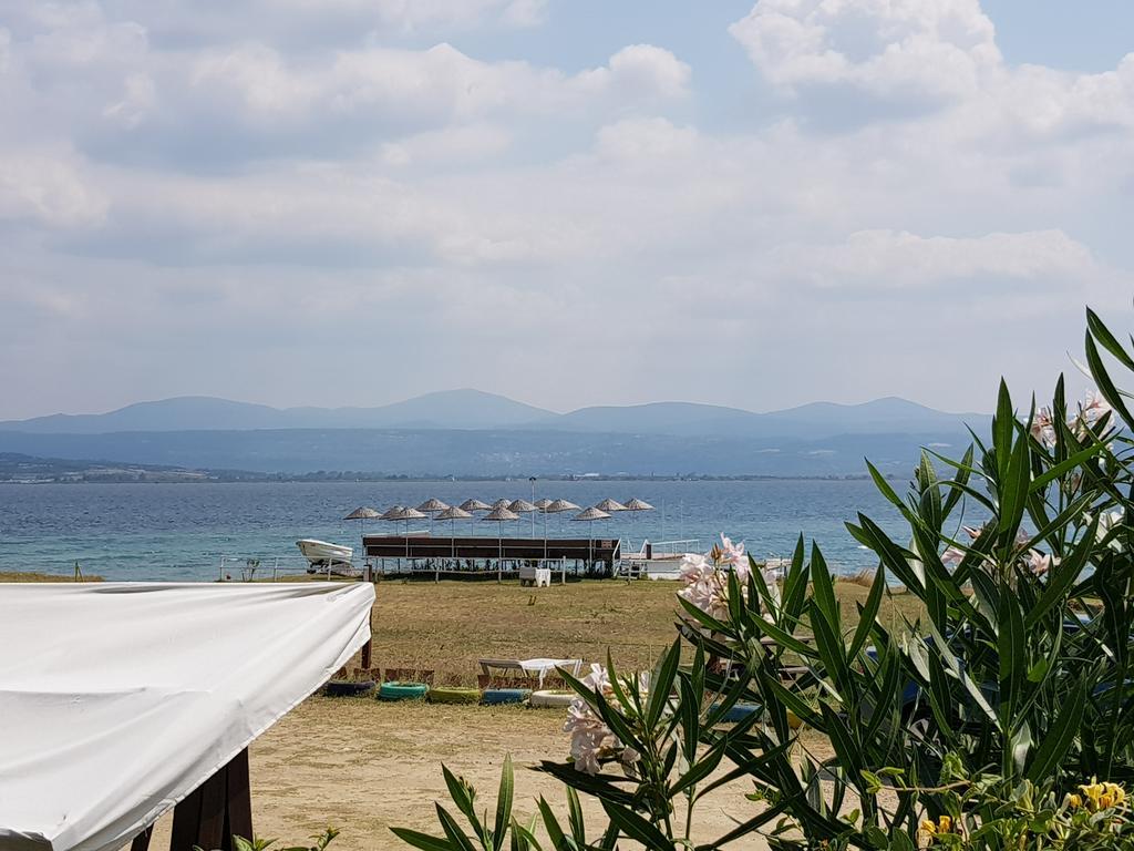 Flora Hotel Burhanli Extérieur photo