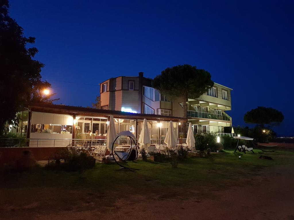 Flora Hotel Burhanli Extérieur photo